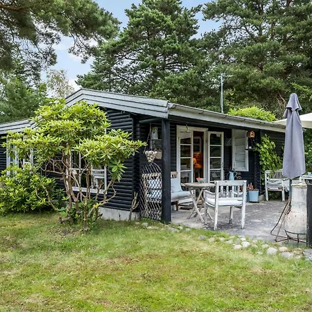 1 Bedroom Cozy In Nykobing Sj * Nykøbing Sjælland