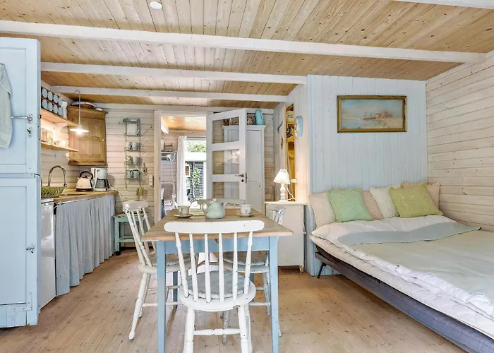1 Bedroom Cozy In Nykobing Sj * Nykøbing Sjælland