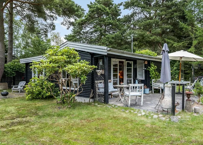 1 Bedroom Cozy In Nykobing Sj * Nykøbing Sjælland